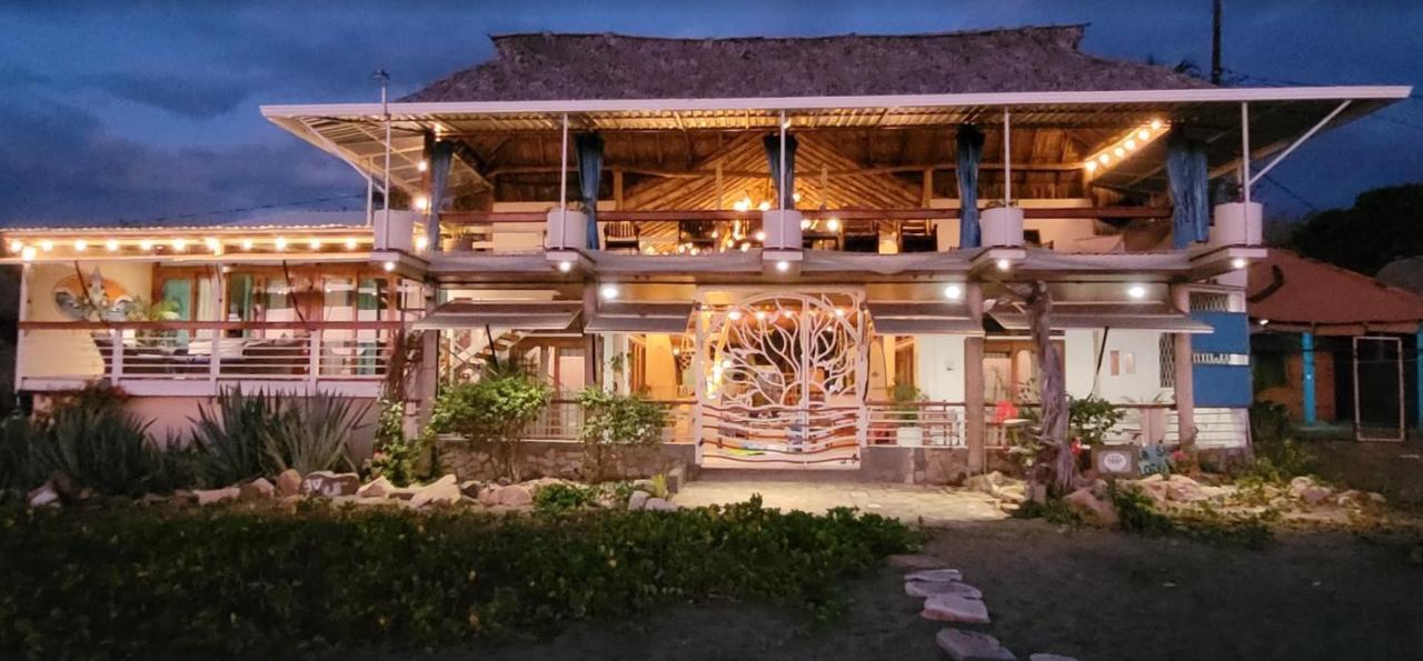 Sirena Surf Lodge Miramar Nicaragua المظهر الخارجي الصورة